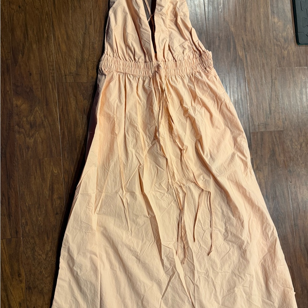 Zara Peach Pink Maxi Dress with Deep V-Neck - Picture 2 of 8